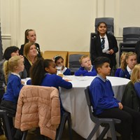 Fullhurst 11 Children sat around a table listening